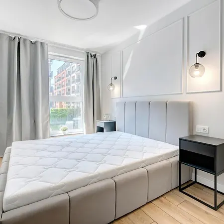 Old Town - Sw Barbary Street By Renters * Danzica
