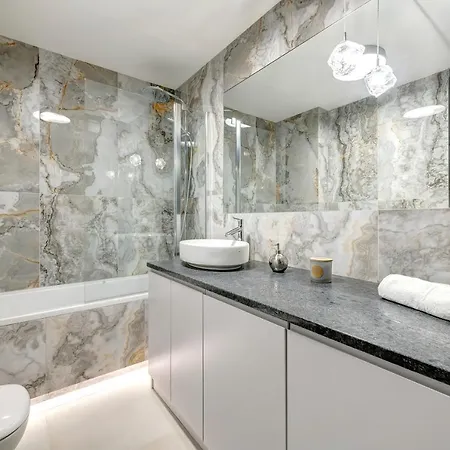 Appartement Old Town - Sw Barbary Street By Renters *