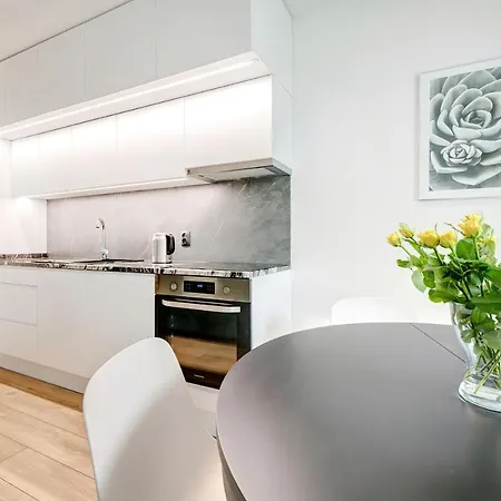 Appartement Old Town - Sw Barbary Street By Renters *